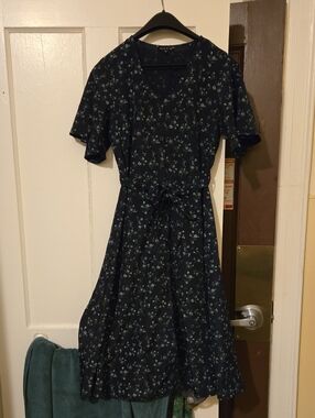 Floral Midi Wrap Dress with Tie Waist in Navy